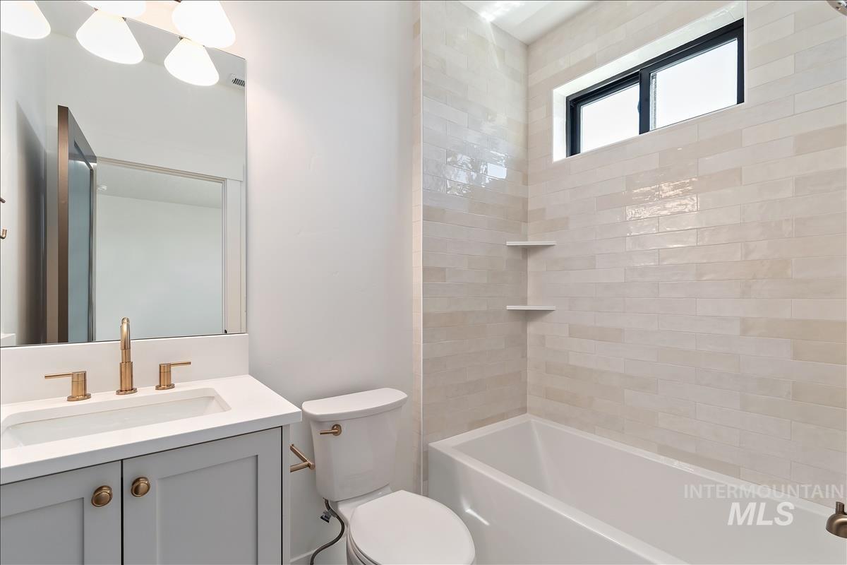 3506 N Templeton Way Property Photo 42