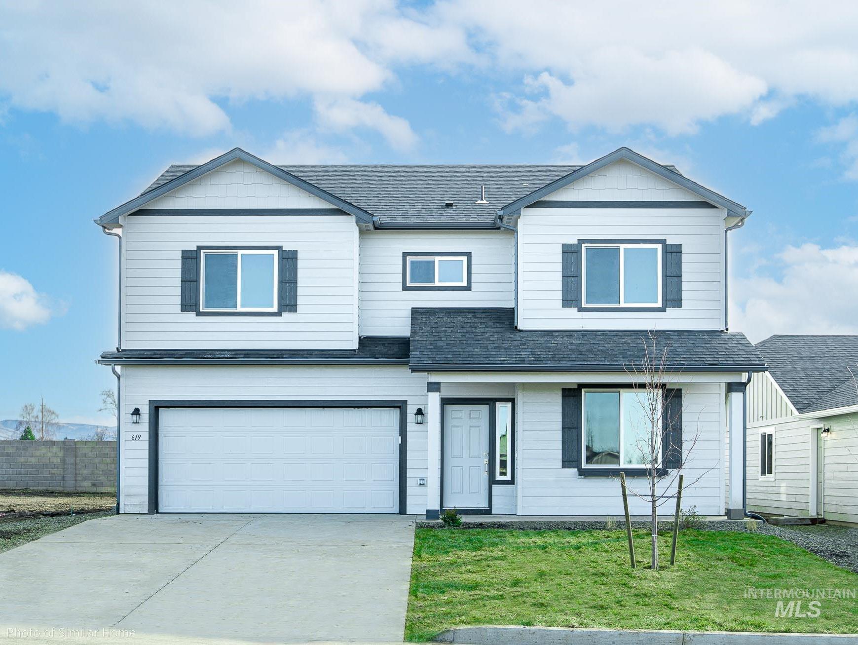 2049 Sumac Ave.