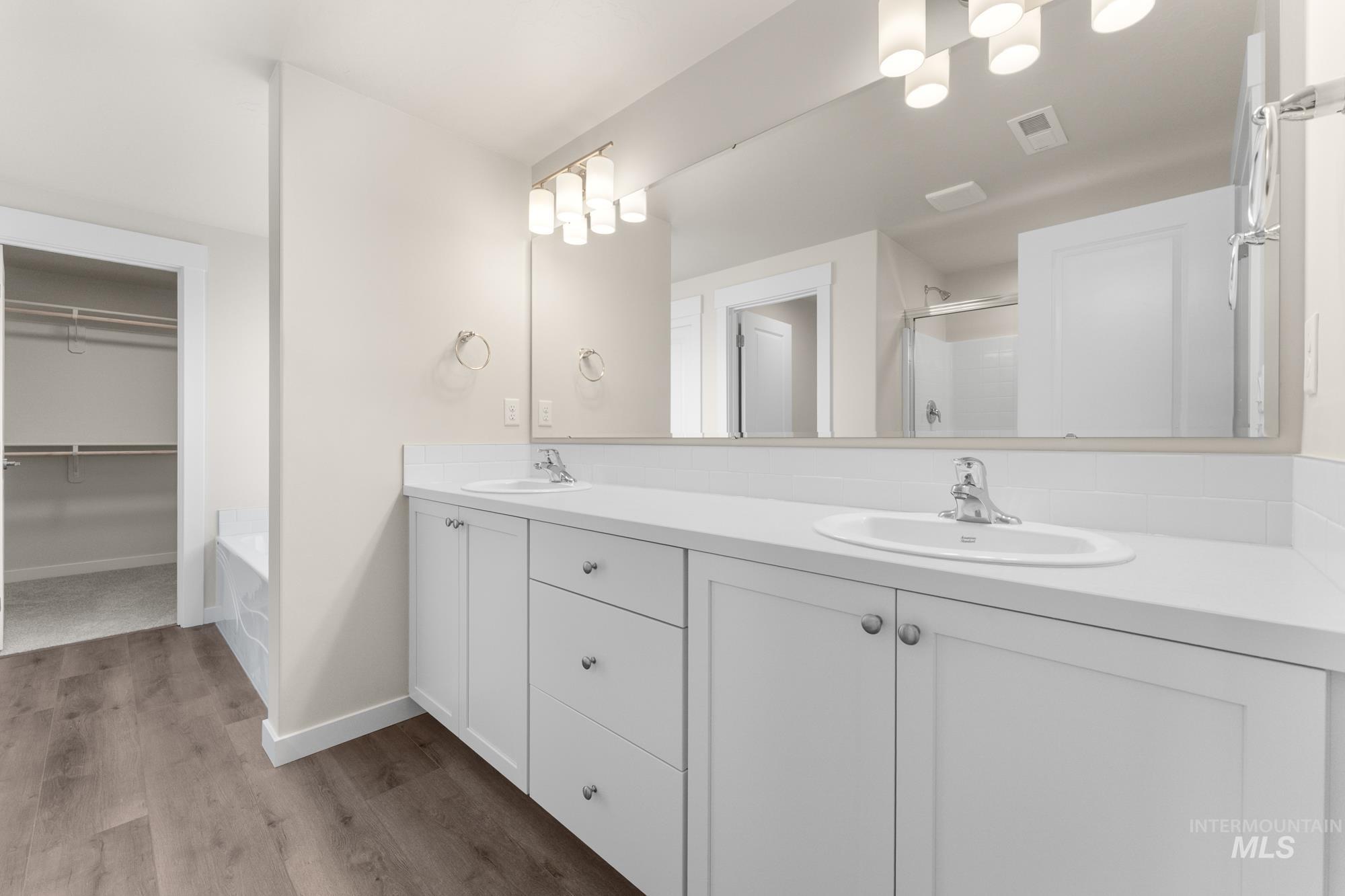 2049 Sumac Ave. Property Photo 12