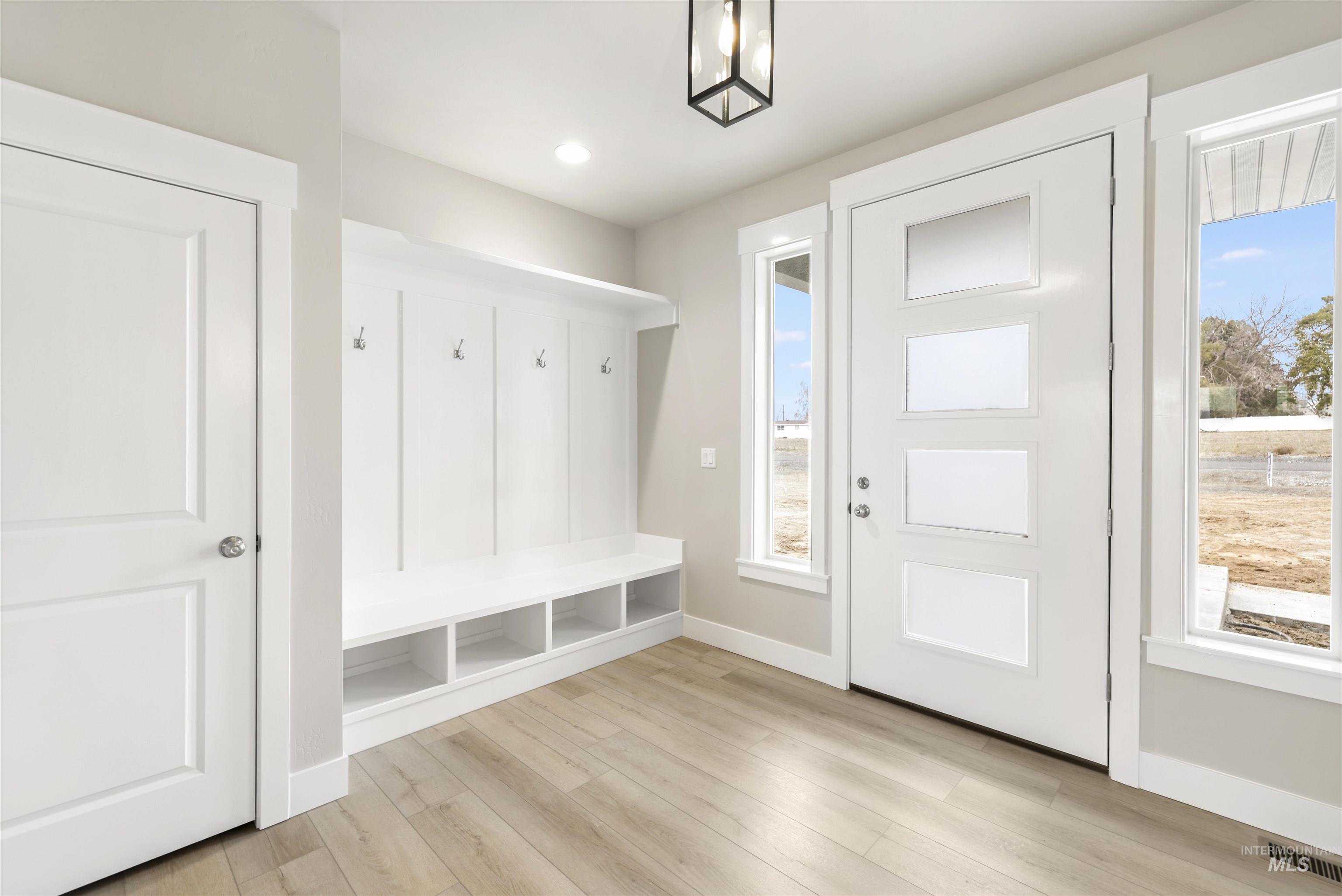 109 Stella Circle Property Photo 18