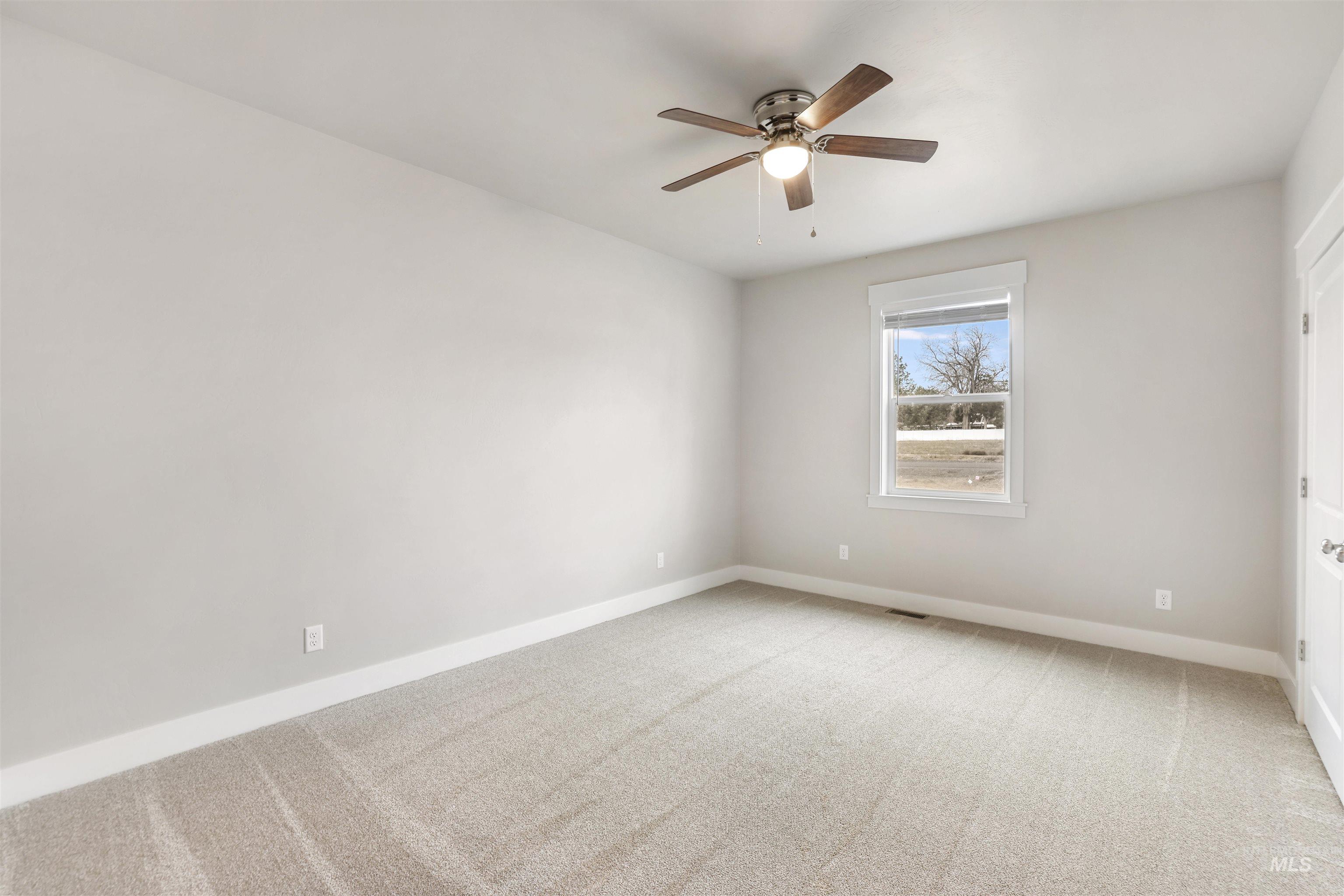 109 Stella Circle Property Photo 24