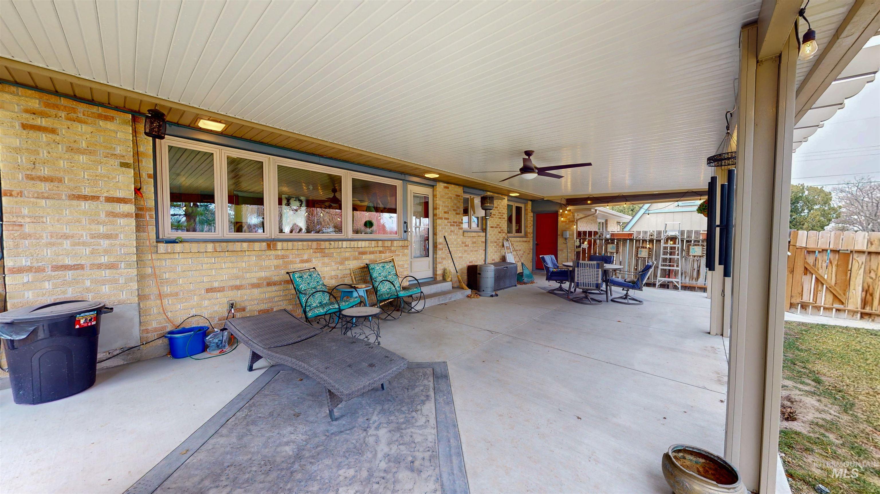 2111 Addison Ave E Property Photo 36