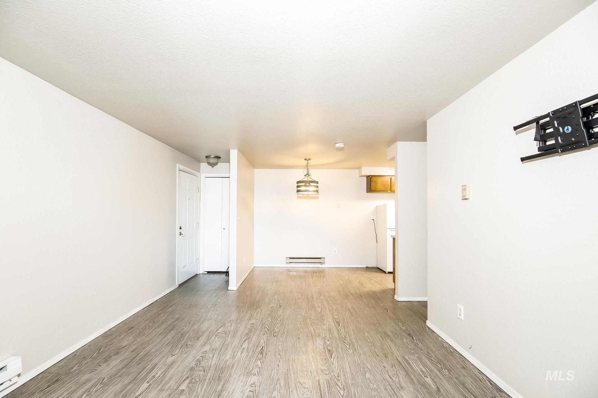 6833 W Colehaven Property Photo 7