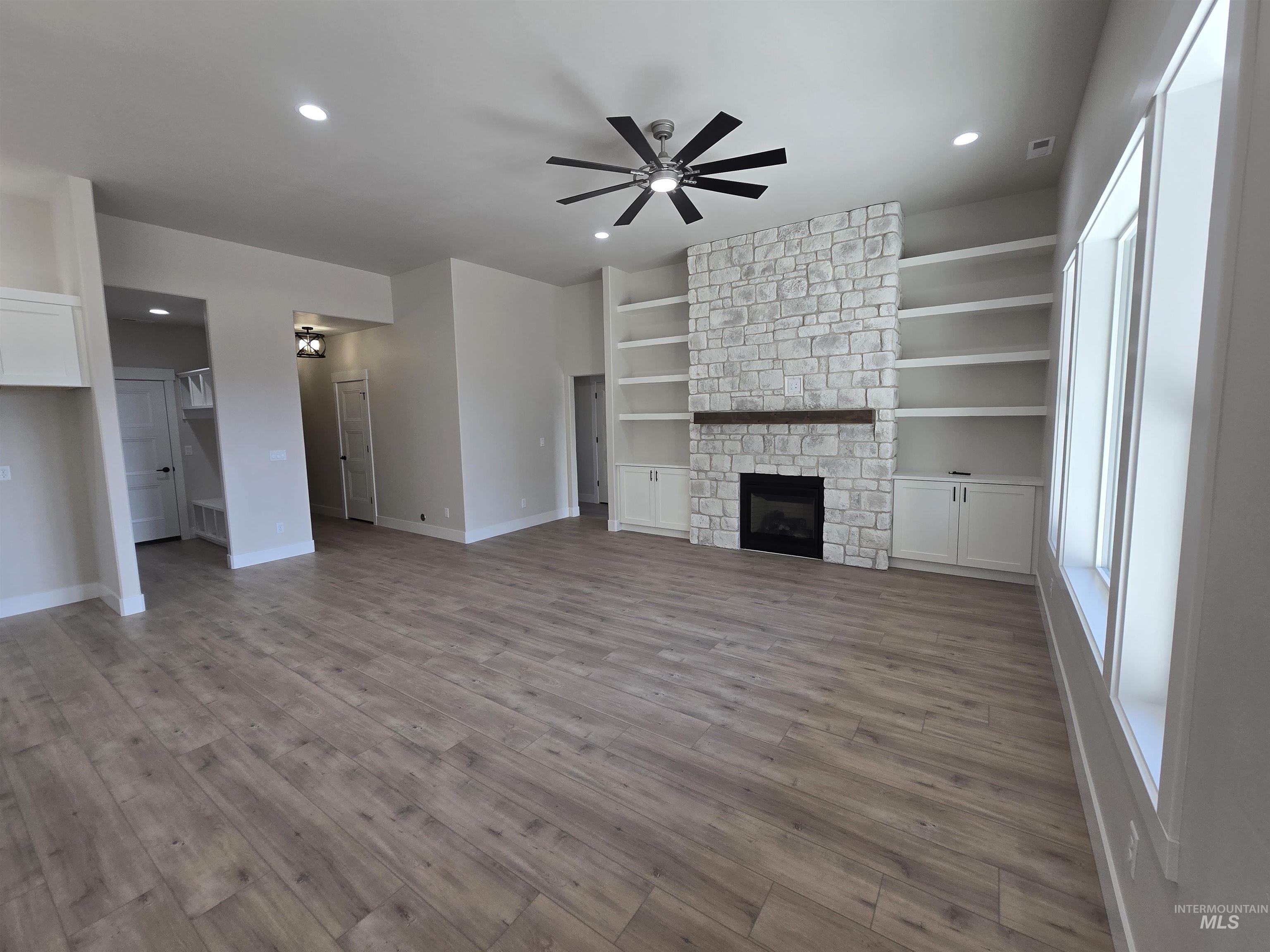 1577 Tule Dr. Property Photo 8