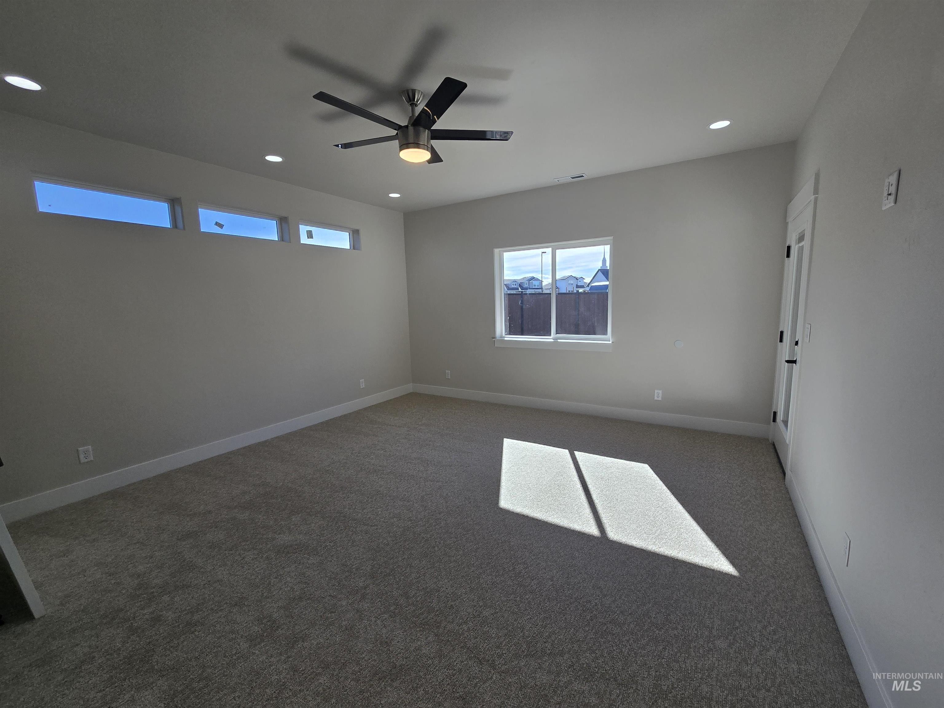 1577 Tule Dr. Property Photo 21