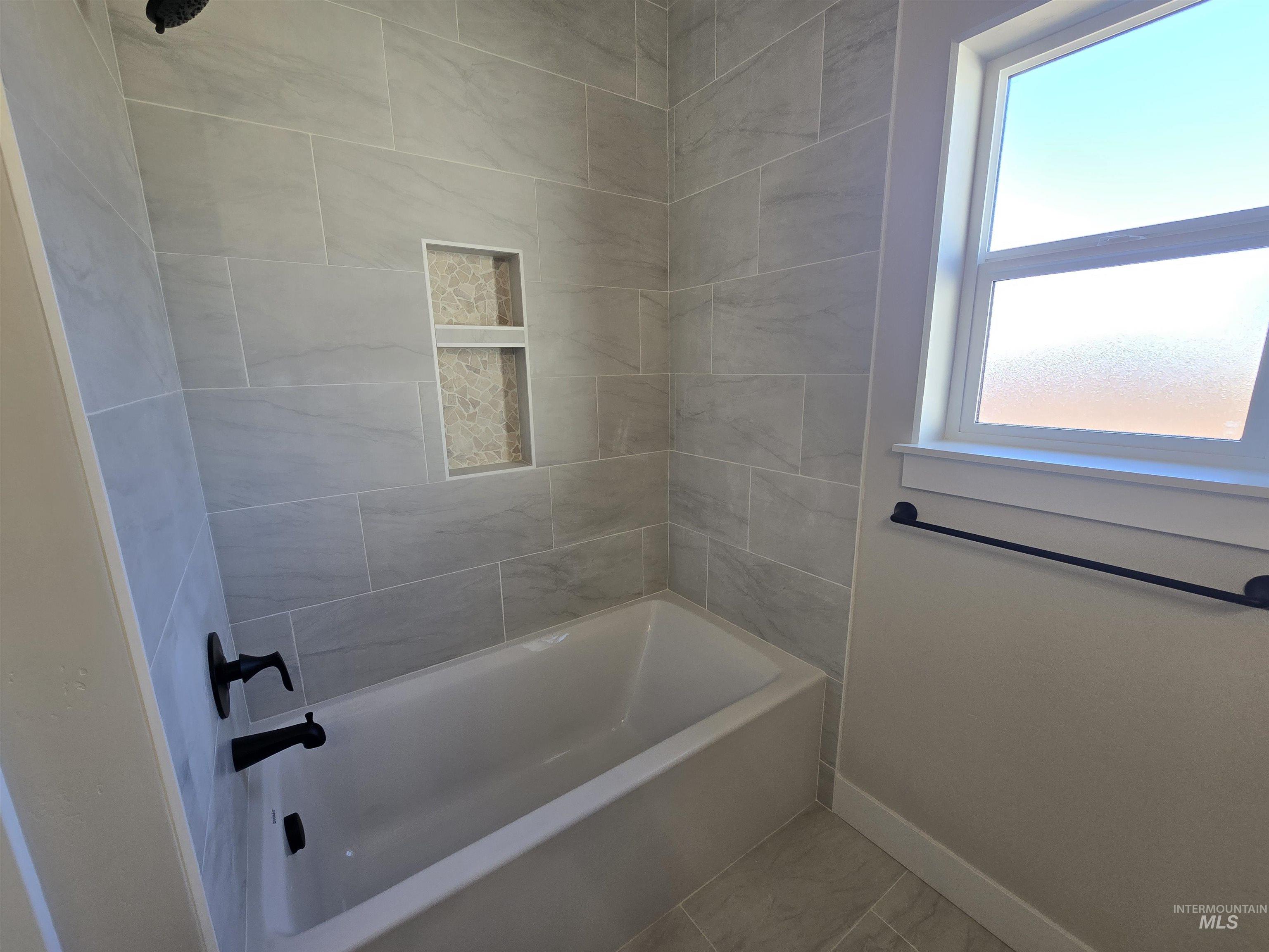 1577 Tule Dr. Property Photo 35