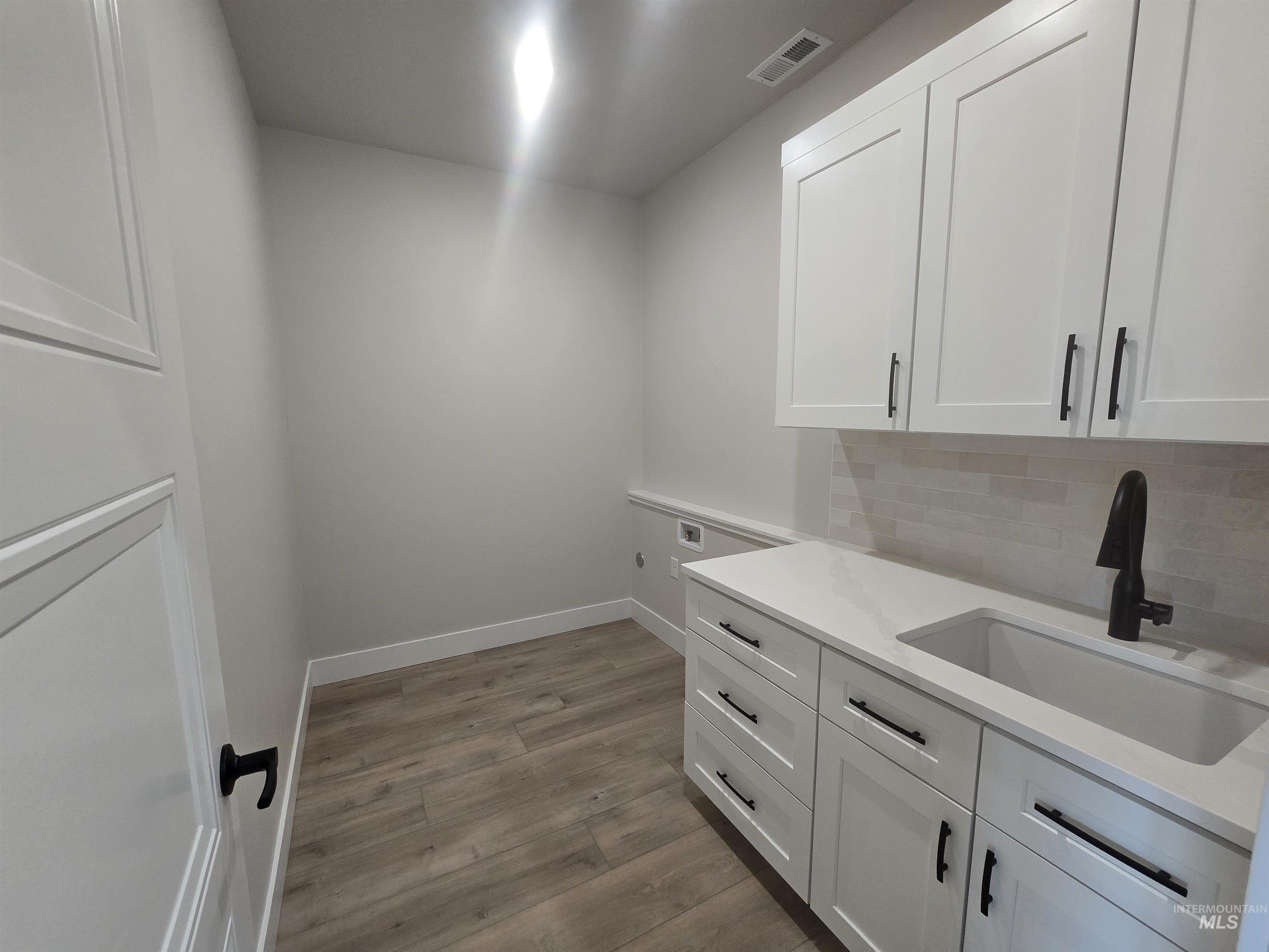 1577 Tule Dr. Property Photo 39