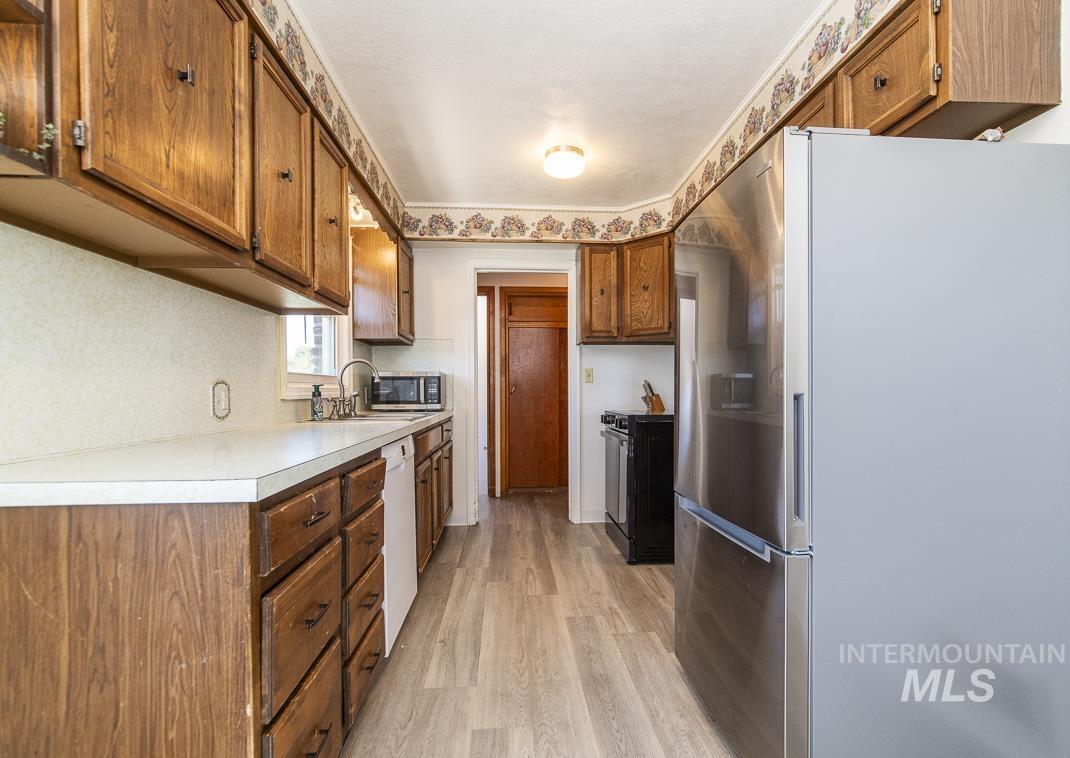 119 S. Holly Street Property Photo 15