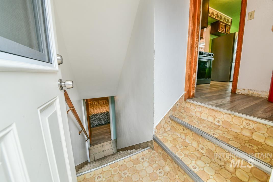119 S. Holly Street Property Photo 29