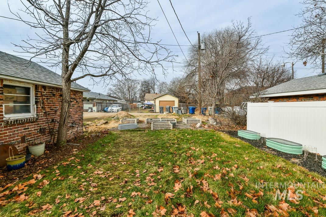 119 S. Holly Street Property Photo 48