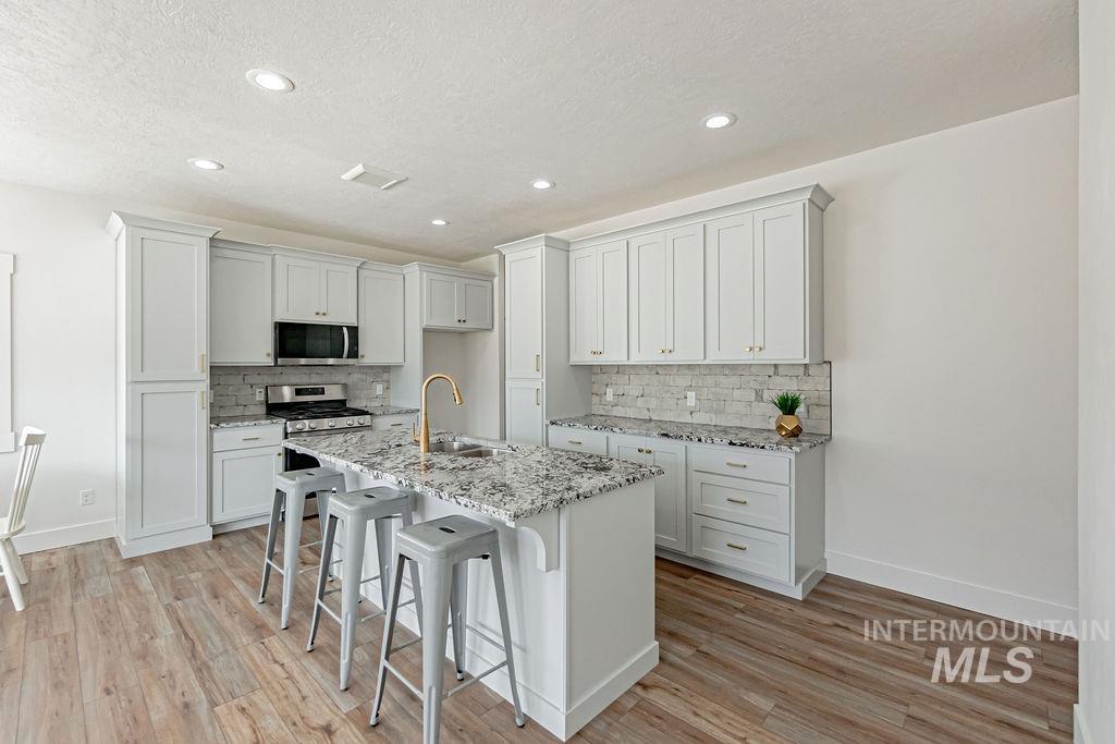 2089 Magellan Loop Property Photo 9