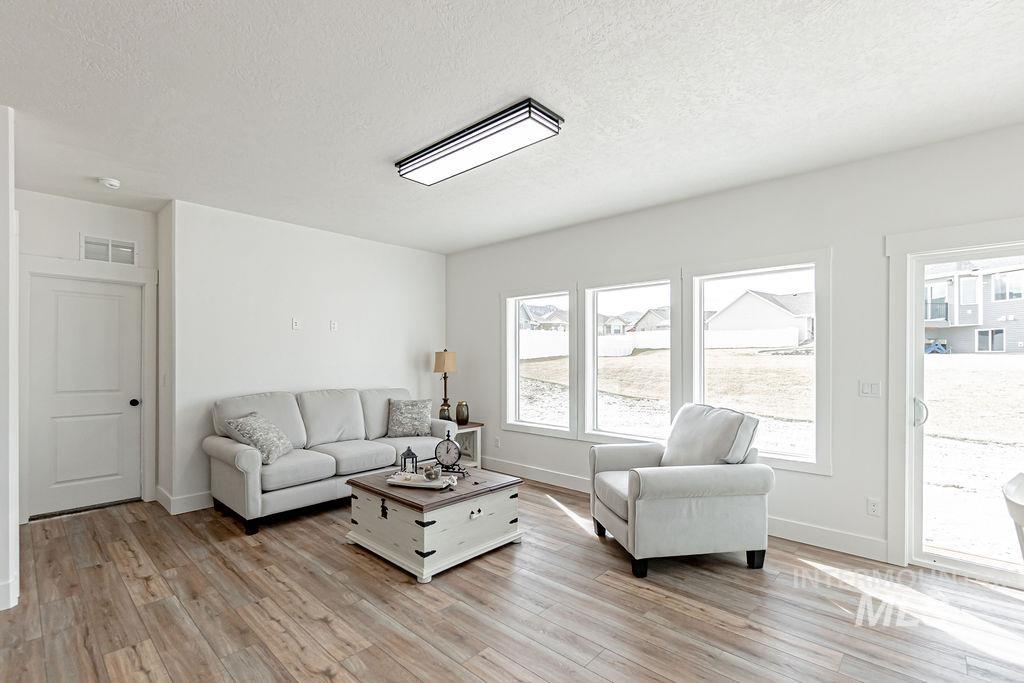 2089 Magellan Loop Property Photo 11