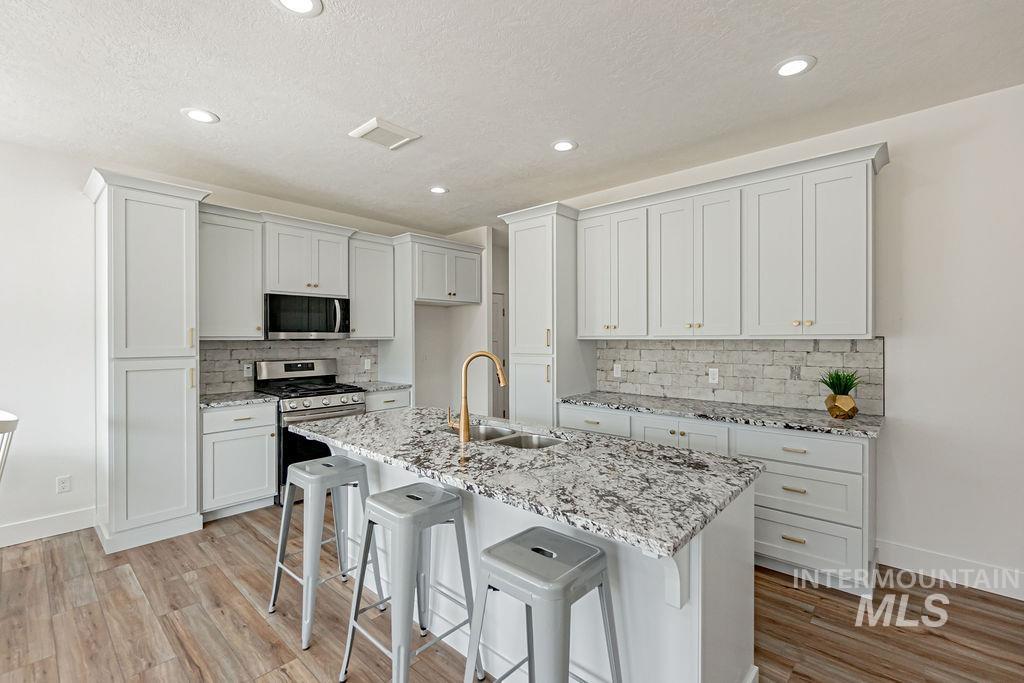 2089 Magellan Loop Property Photo 13