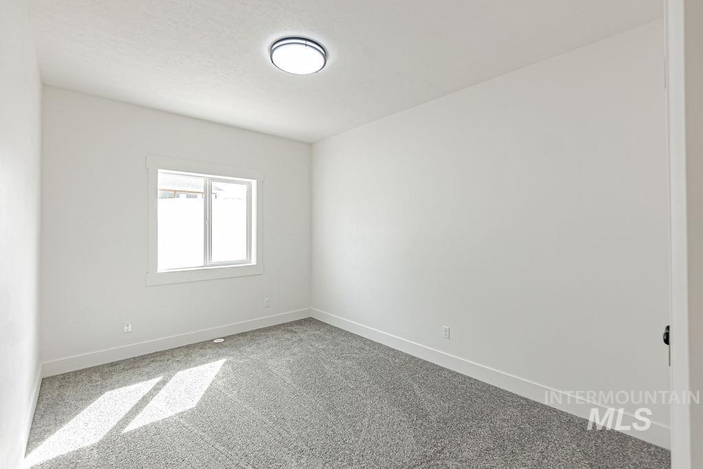 2089 Magellan Loop Property Photo 31