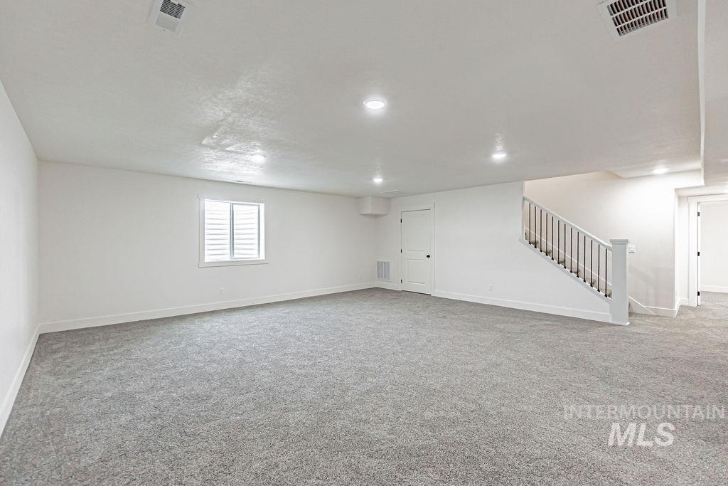 2089 Magellan Loop Property Photo 38