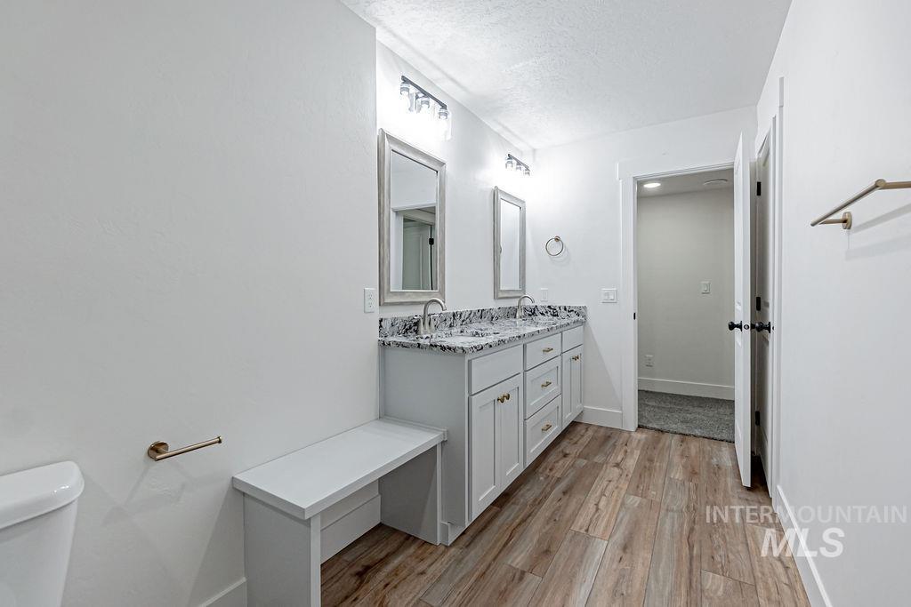 2089 Magellan Loop Property Photo 46