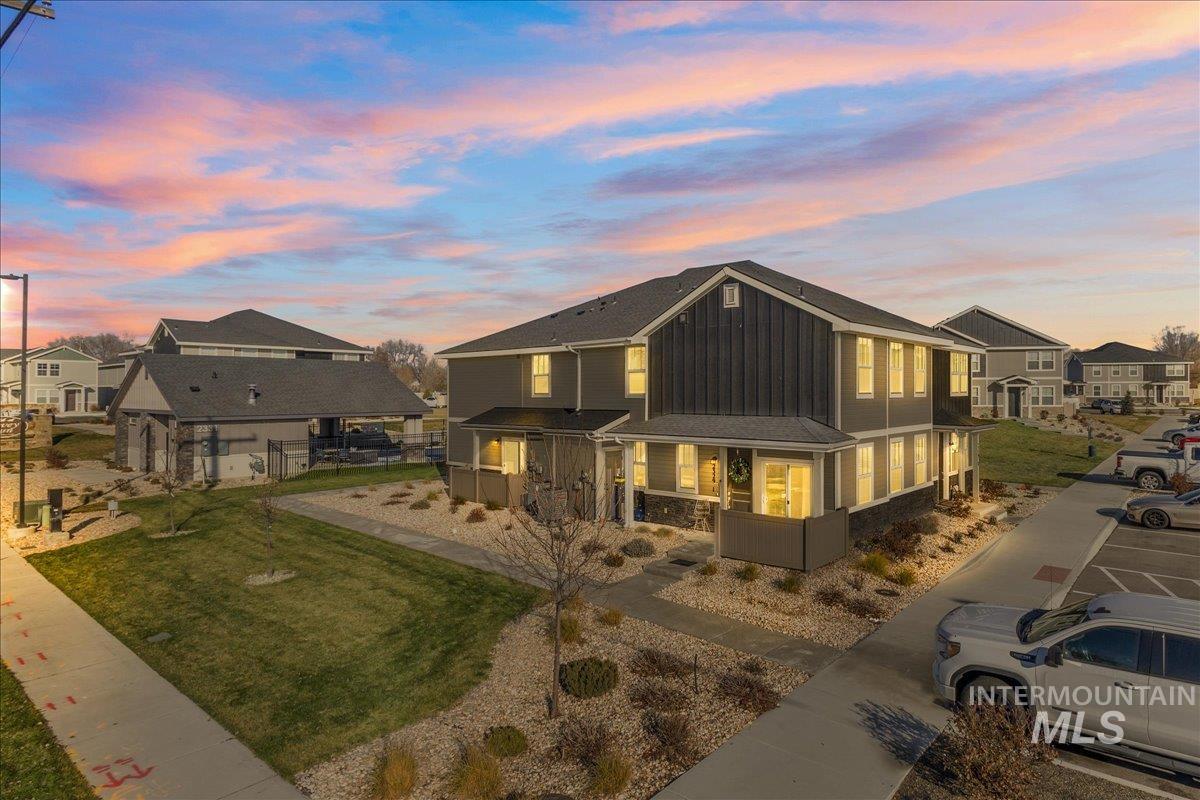 2329 E Spice Loop Unit 1