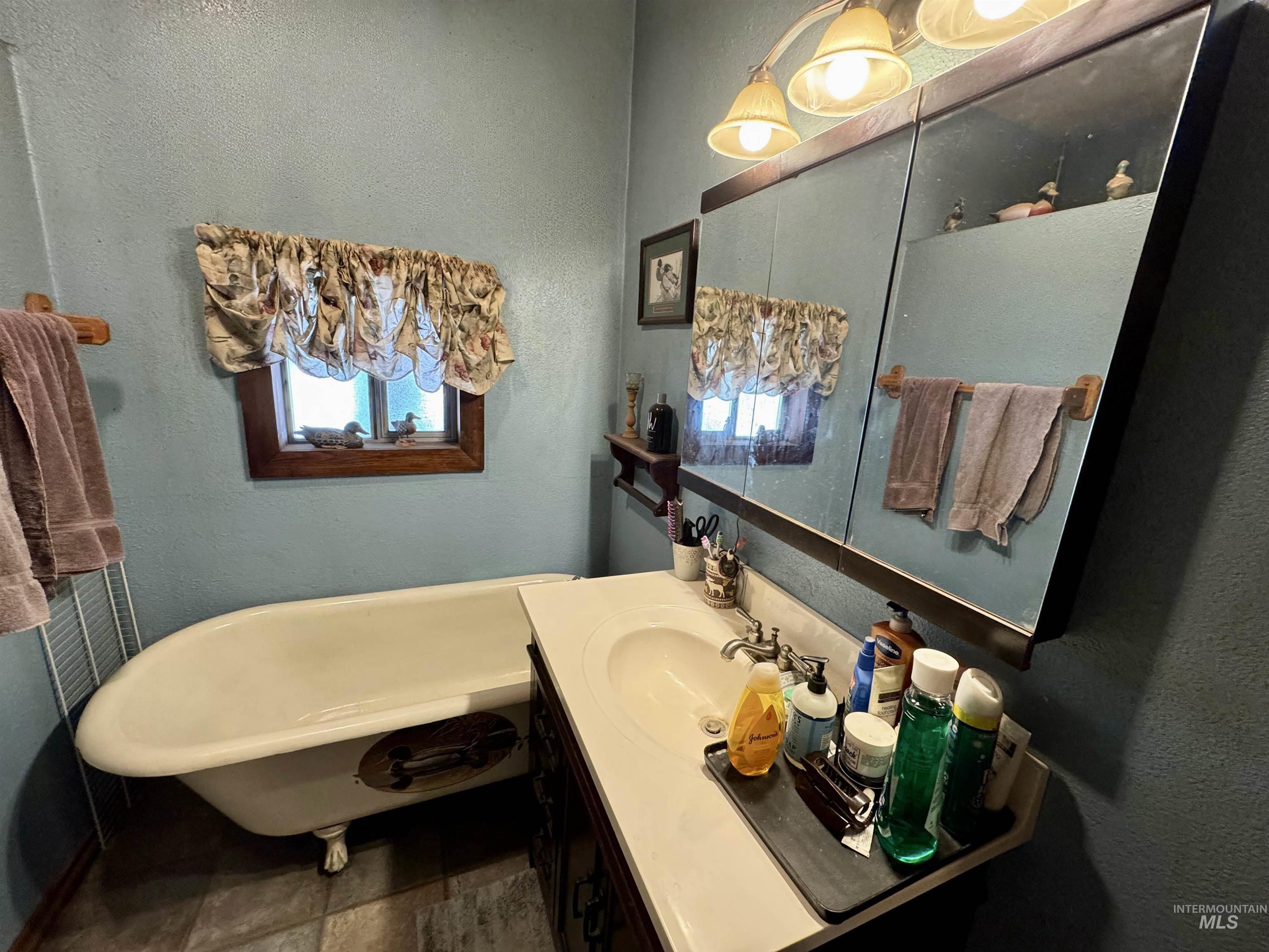 412 Walnut St Property Photo 16
