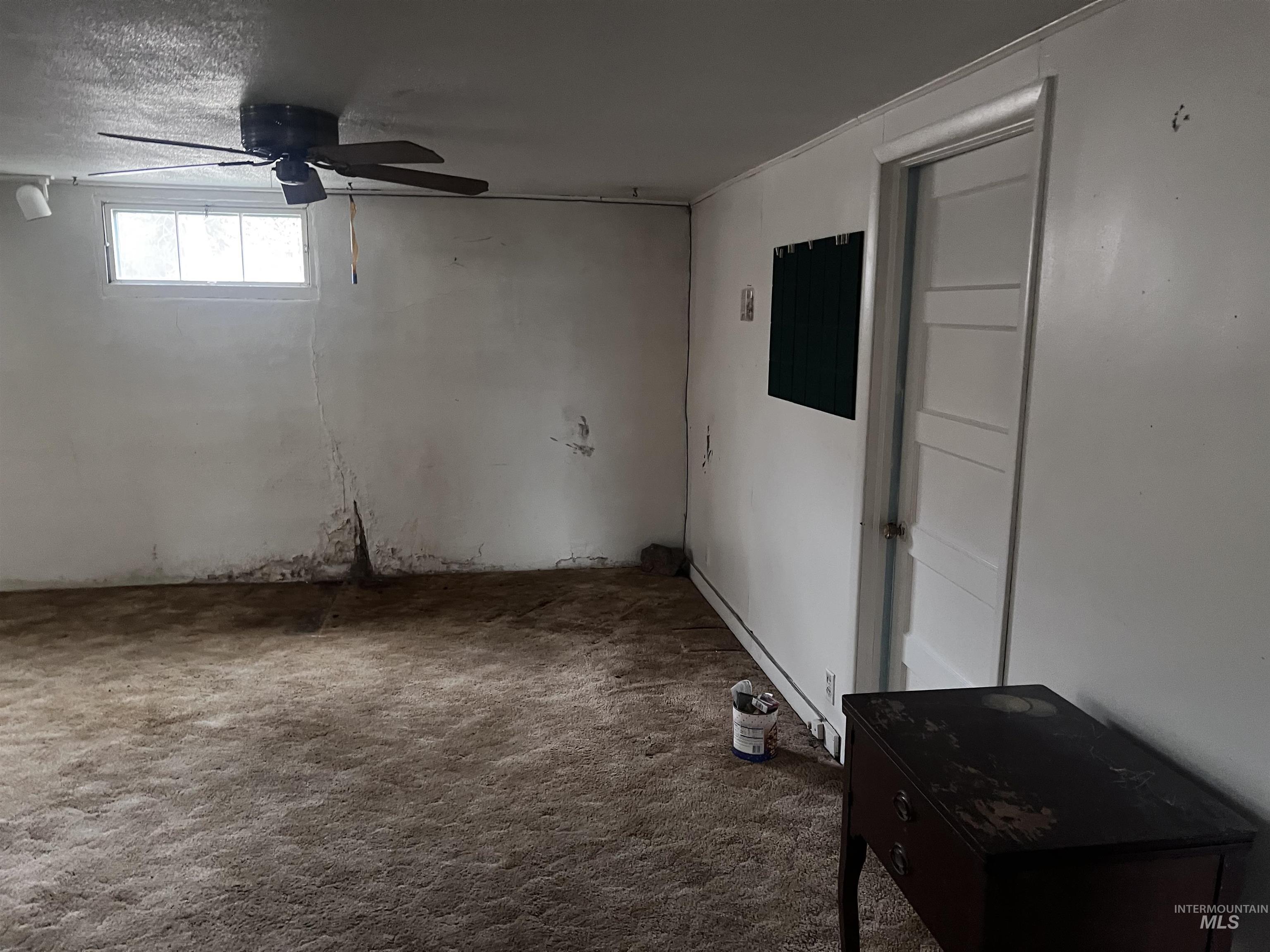 3967 Sand Hollow Rd Property Photo 12