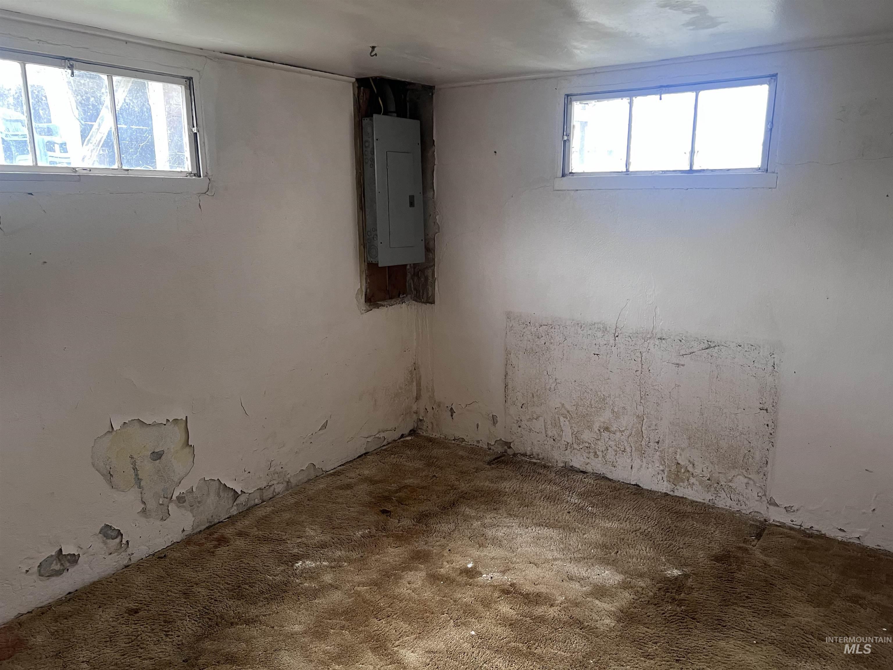 3967 Sand Hollow Rd Property Photo 15