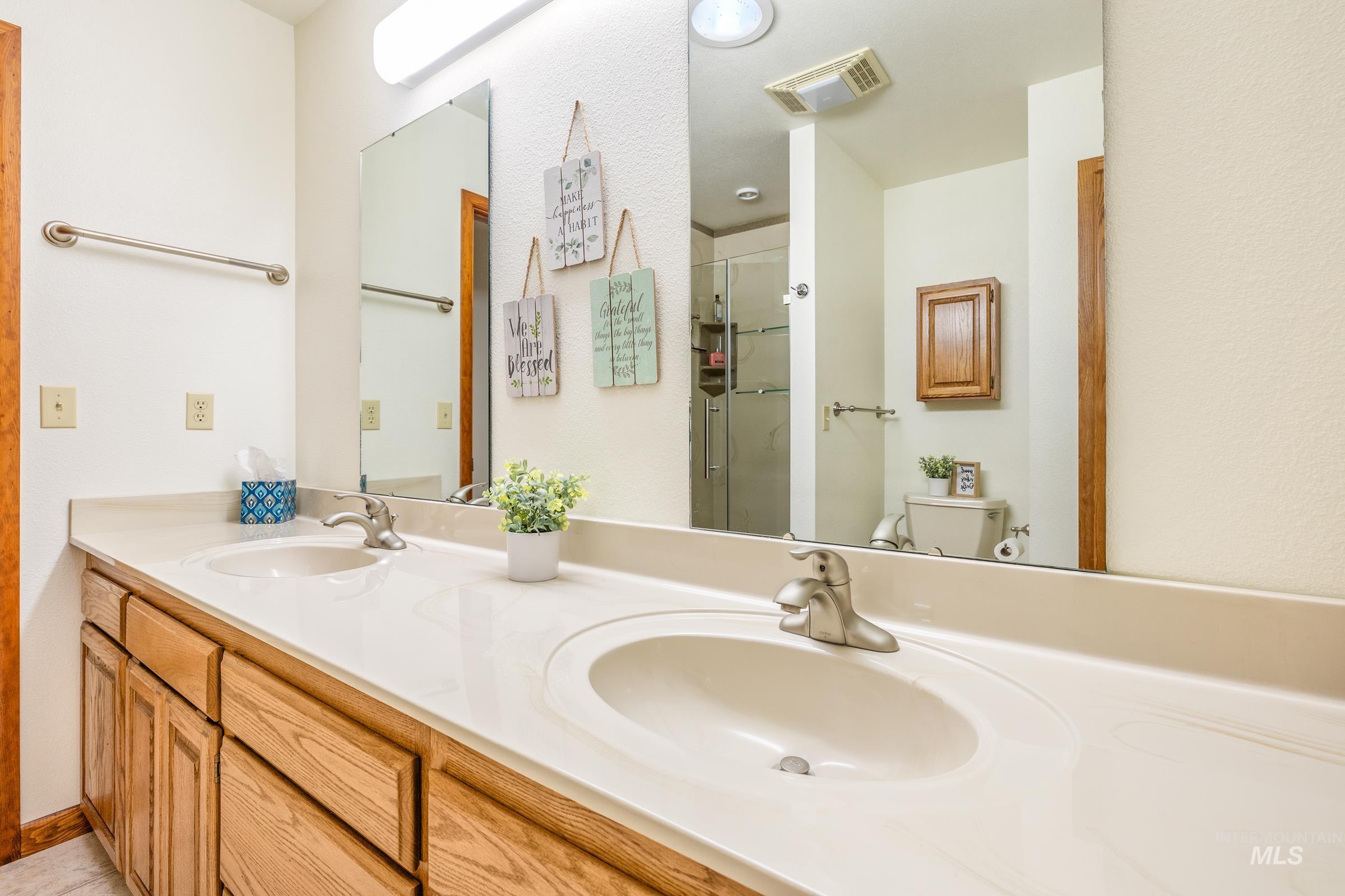 10514 Airpark Loop Property Photo 12