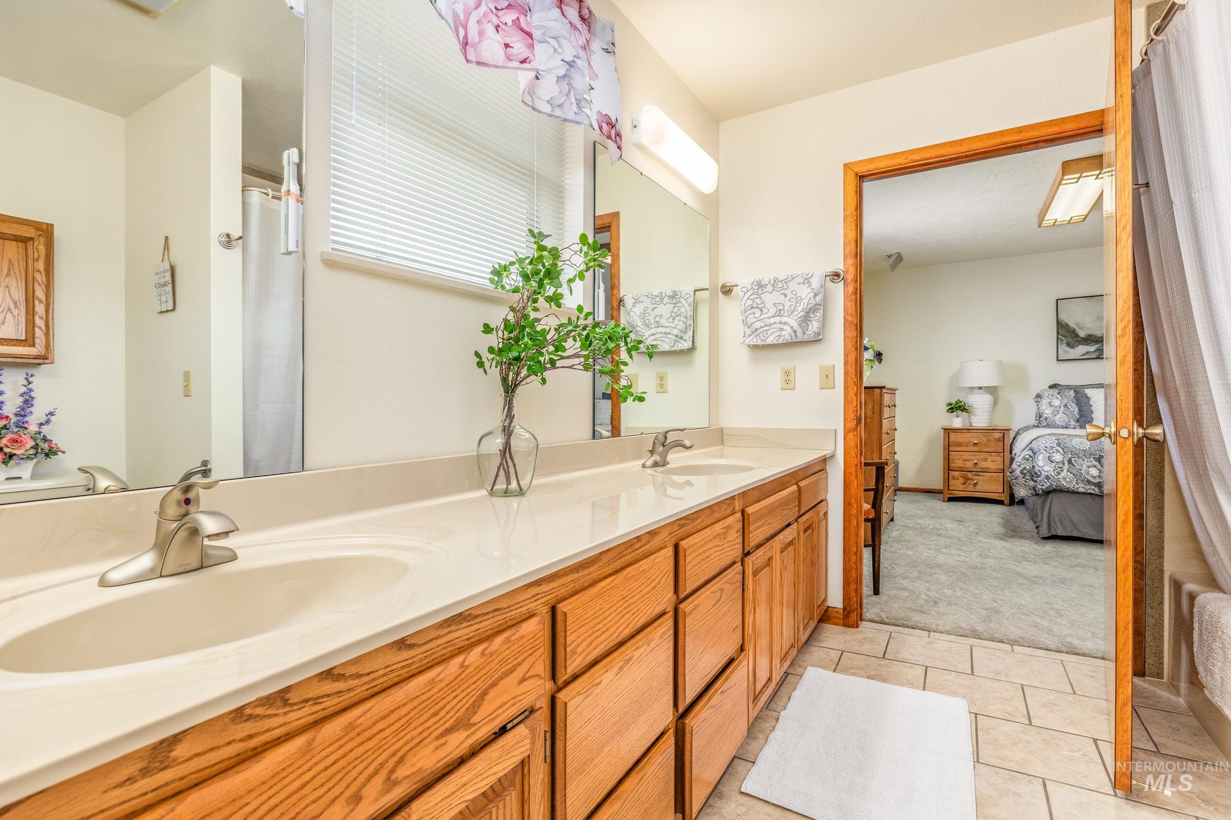 10514 Airpark Loop Property Photo 14