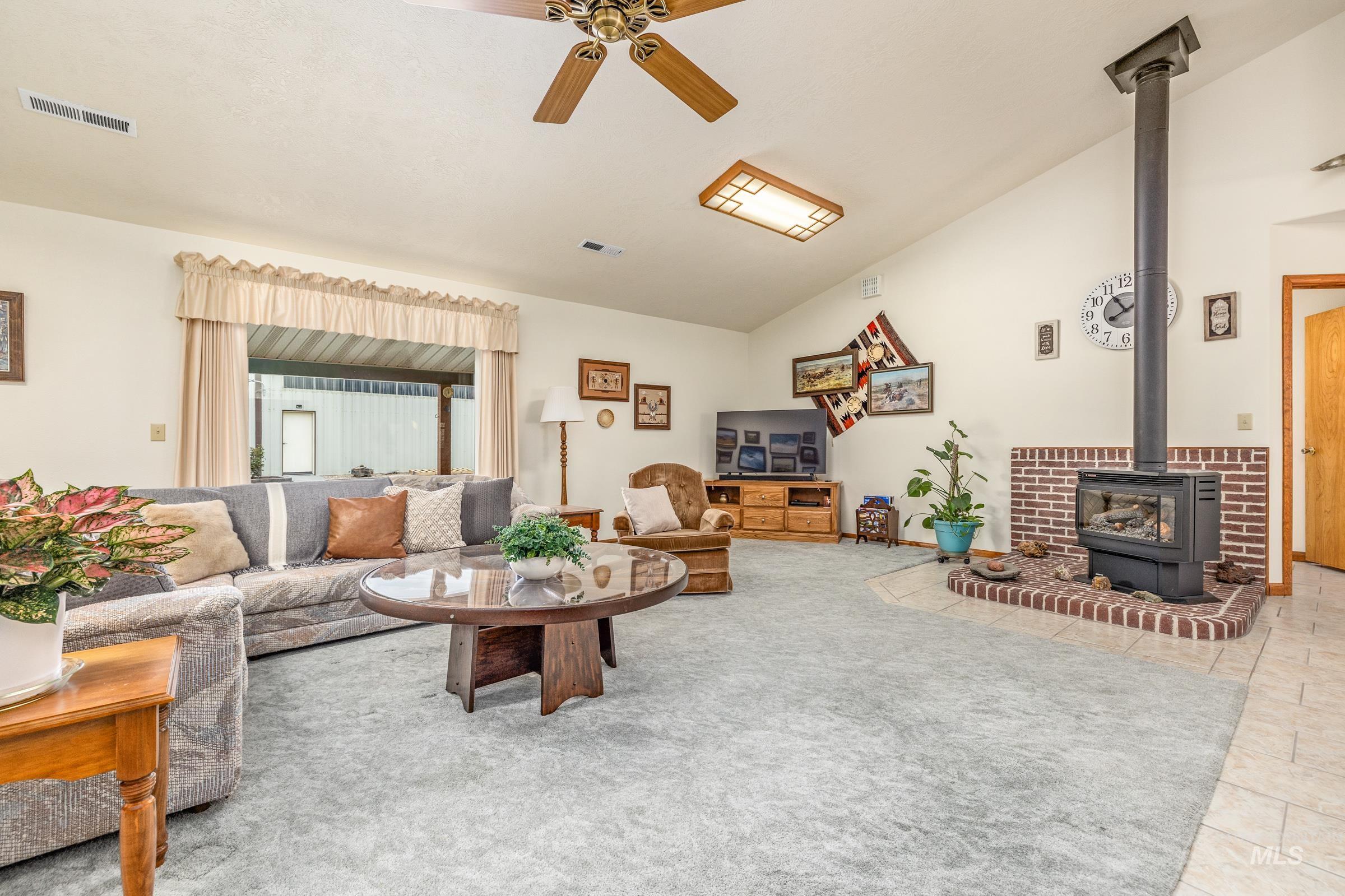 10514 Airpark Loop Property Photo 17
