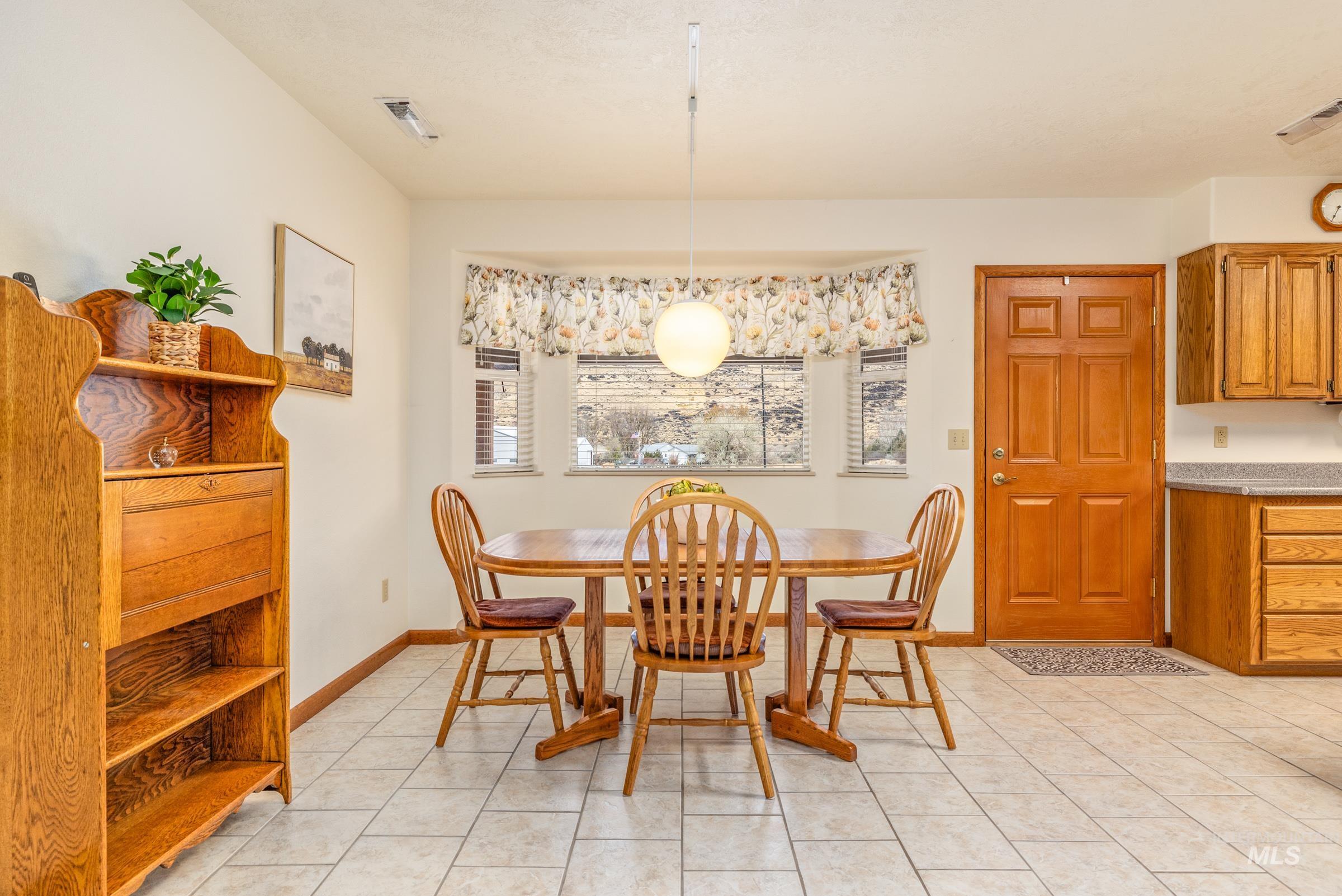 10514 Airpark Loop Property Photo 19