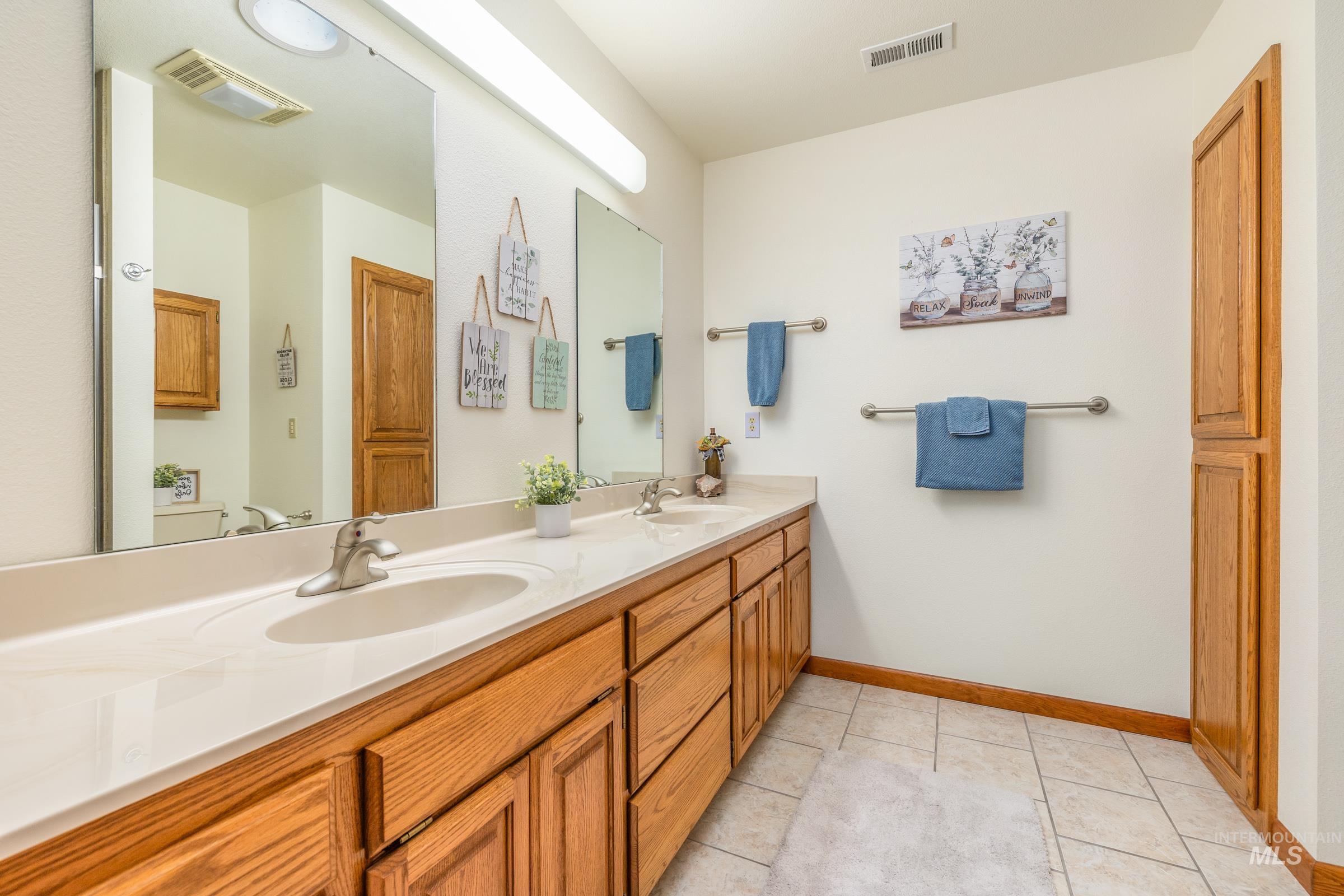 10514 Airpark Loop Property Photo 26