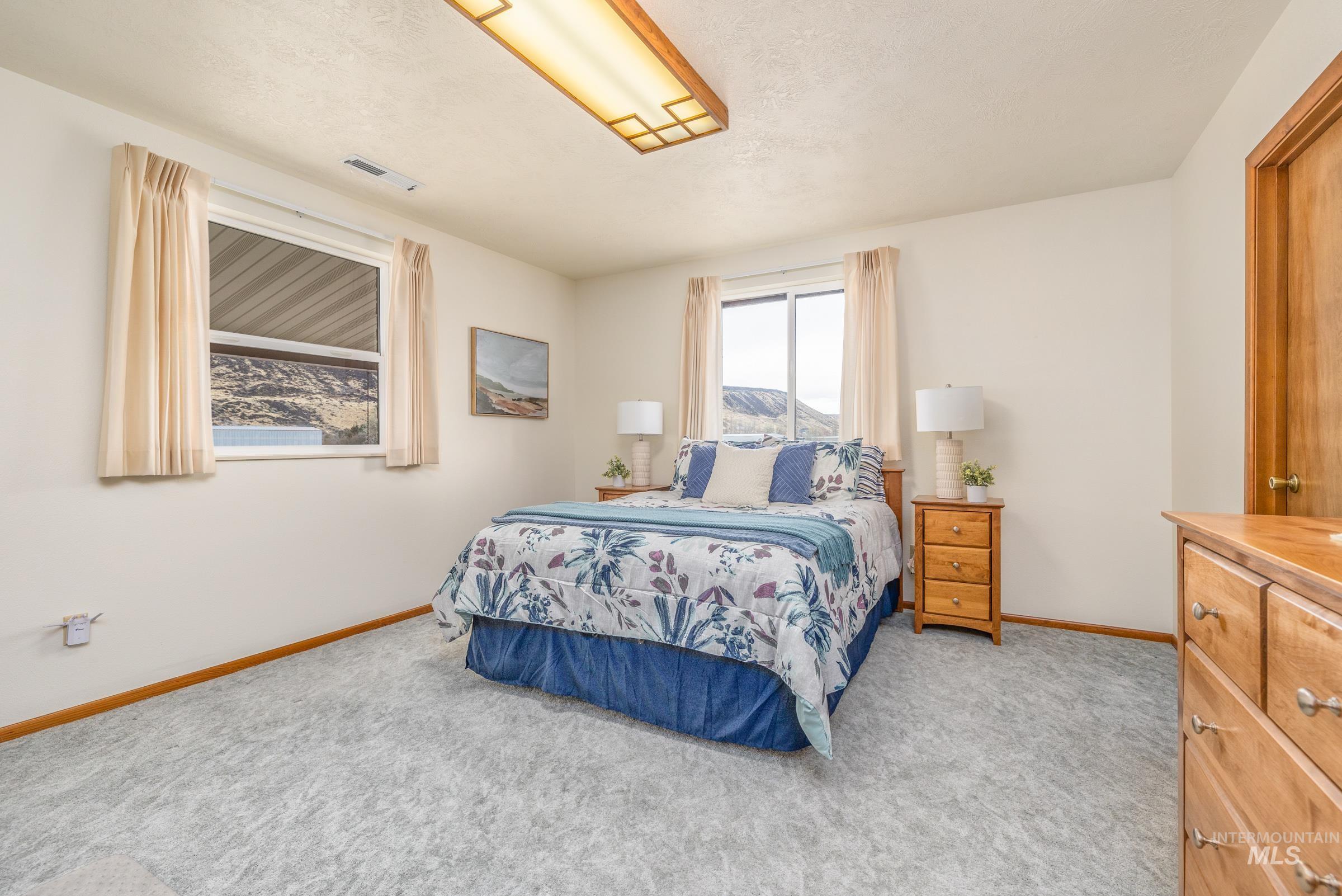 10514 Airpark Loop Property Photo 28