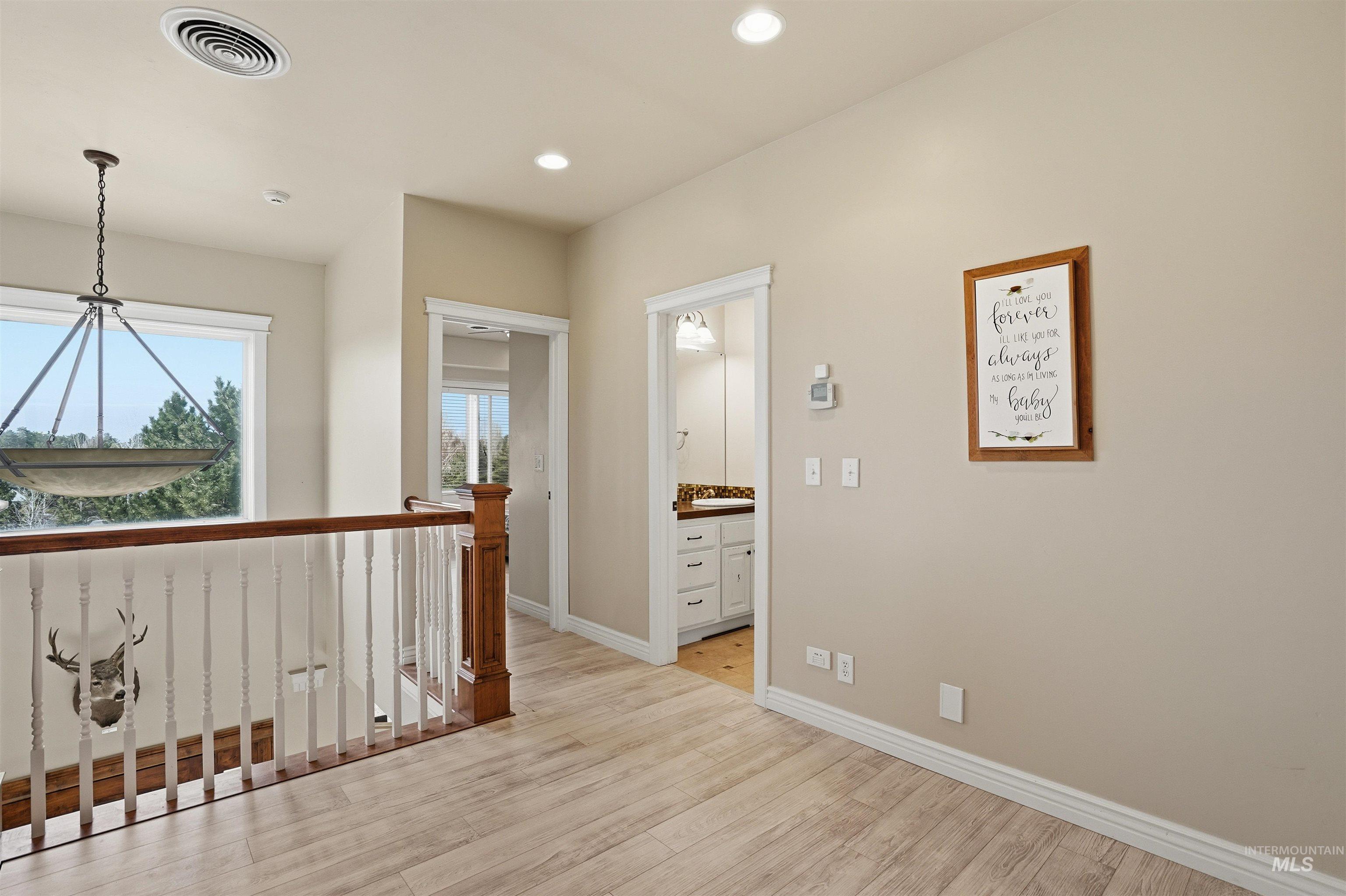 978 S 1200 E Property Photo 27