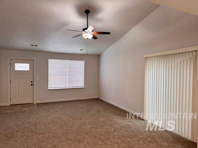 1503 Old Maple Dr Property Photo 5