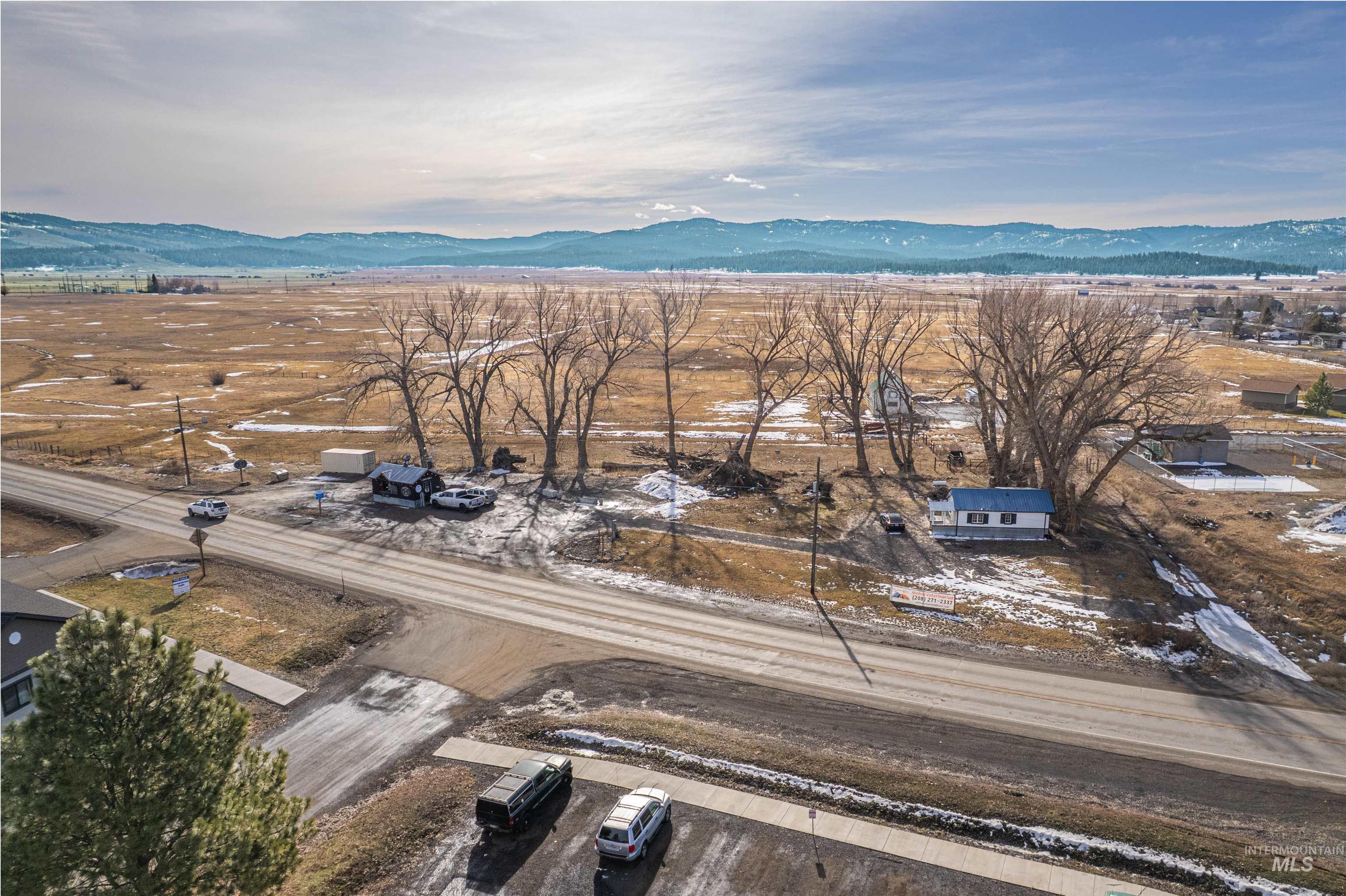 3100 Hwy 55 Property Photo 7