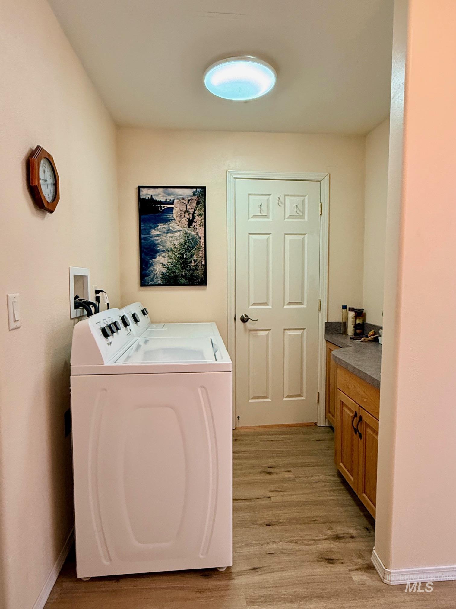 811 Crest Dr Property Photo 18