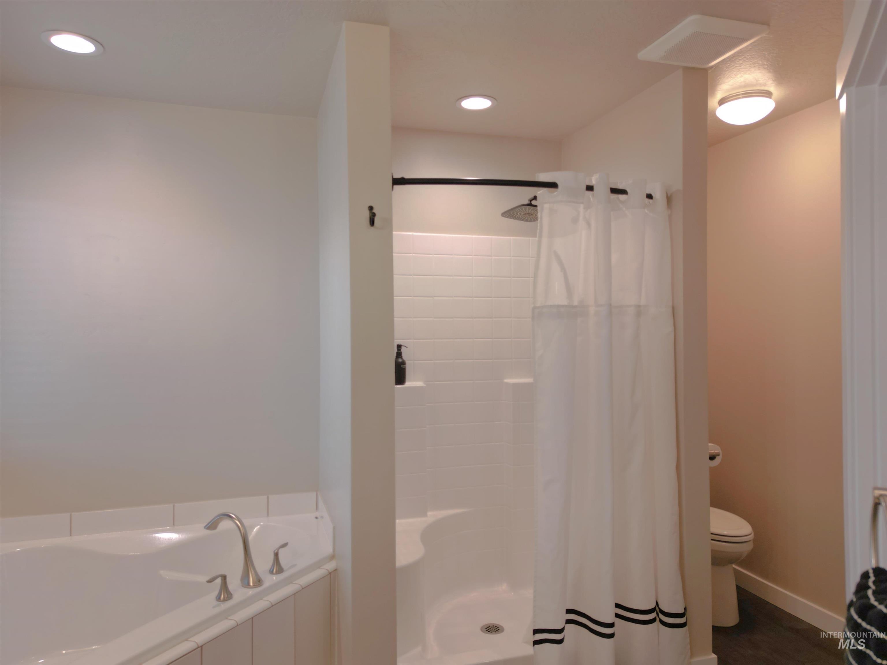 33 Wapiti Ct Property Photo 14
