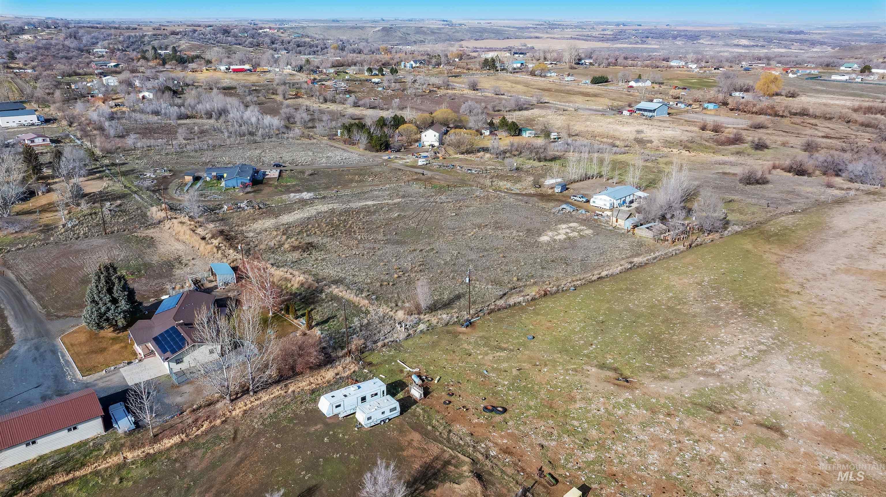 1221 E 4356 N Property Photo 3