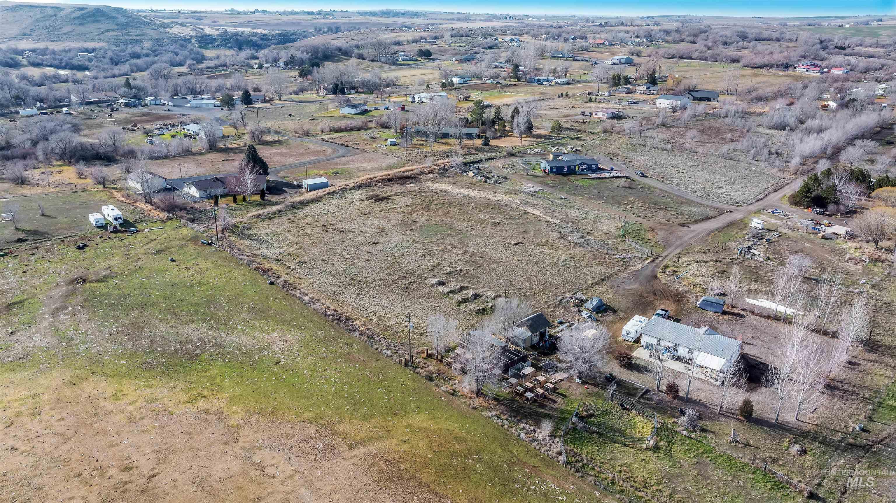 1221 E 4356 N Property Photo 15