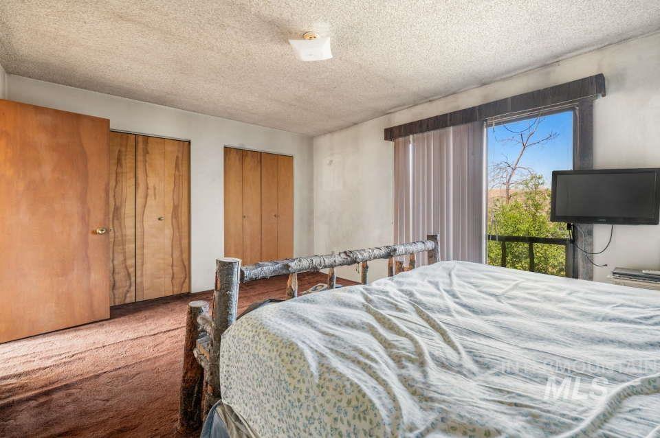 2026 Silcott Hills Road Property Photo 20