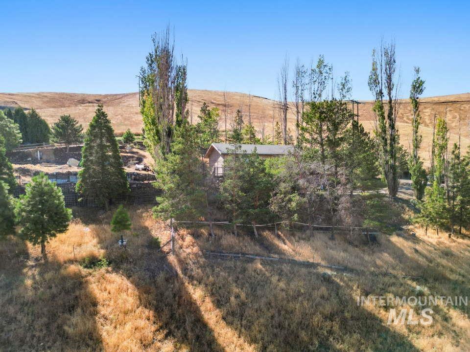 2026 Silcott Hills Road Property Photo 28