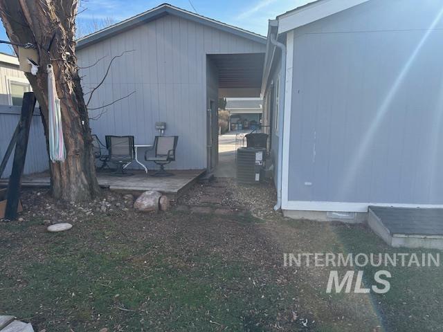 656 Liberty Ln Property Photo 8