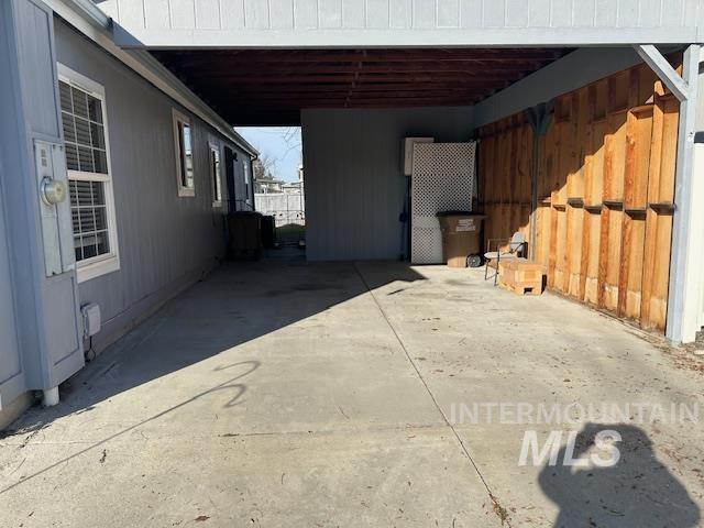 656 Liberty Ln Property Photo 13