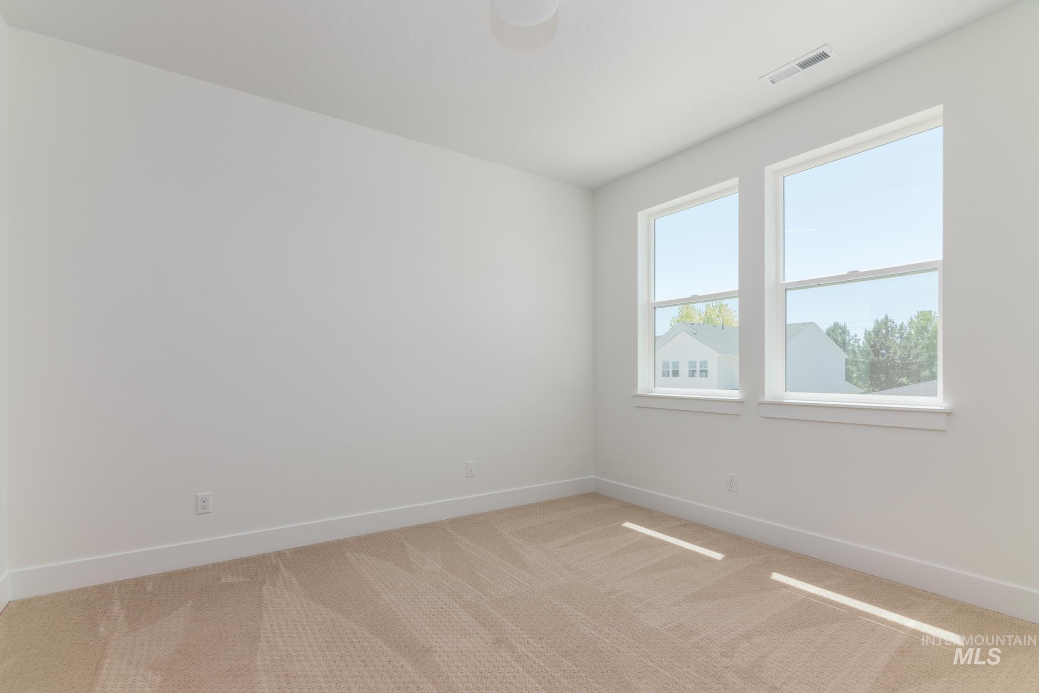 1138 W Osceola St Property Photo 28