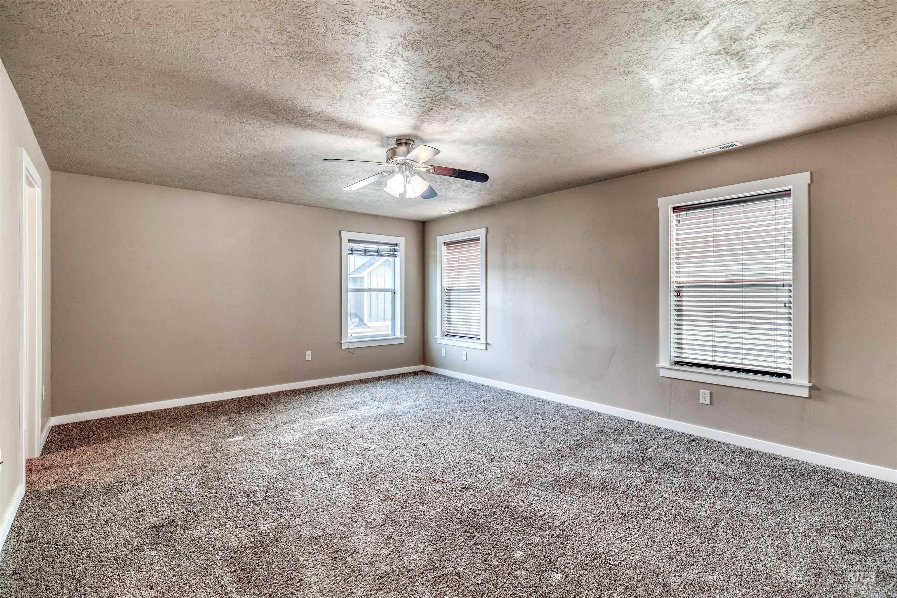 4470 S Axiom Ave Property Photo 12