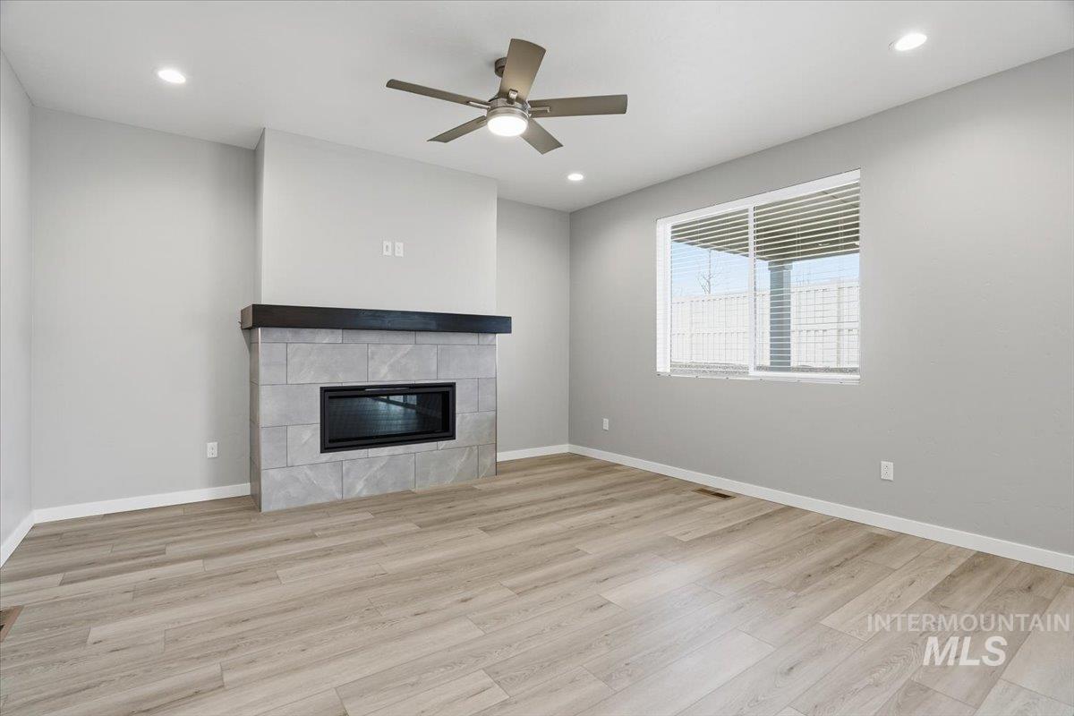 1216 Stirling Meadows Ct Property Photo 9