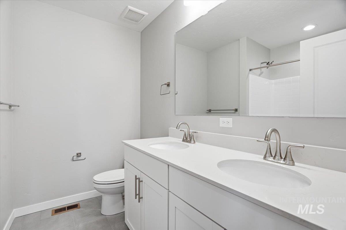 1216 Stirling Meadows Ct Property Photo 21