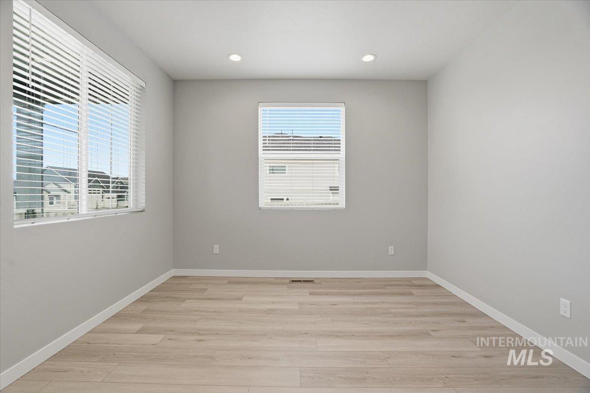 1216 Stirling Meadows Ct Property Photo 26