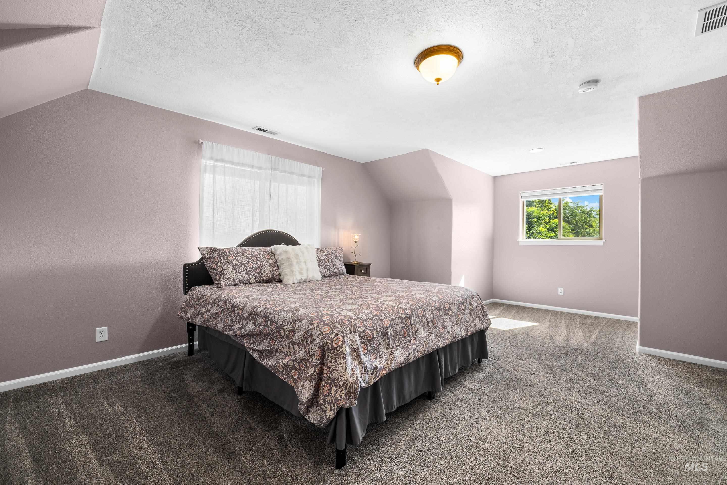 14119 Silver Ridge Rd Property Photo 33