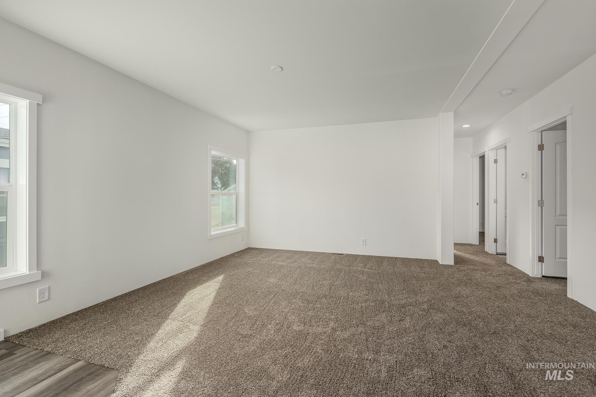 2750 Alden Rd #8 Property Photo 12