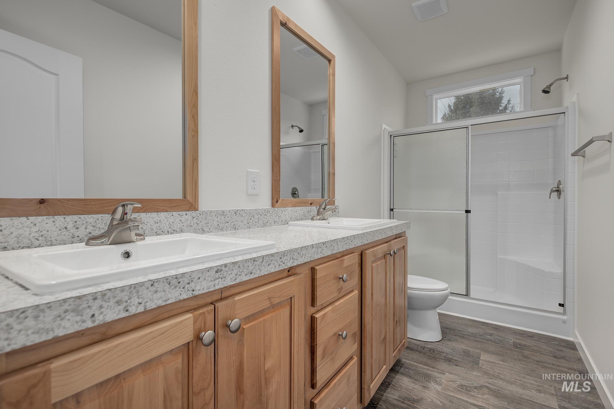 2750 Alden Rd #8 Property Photo 13
