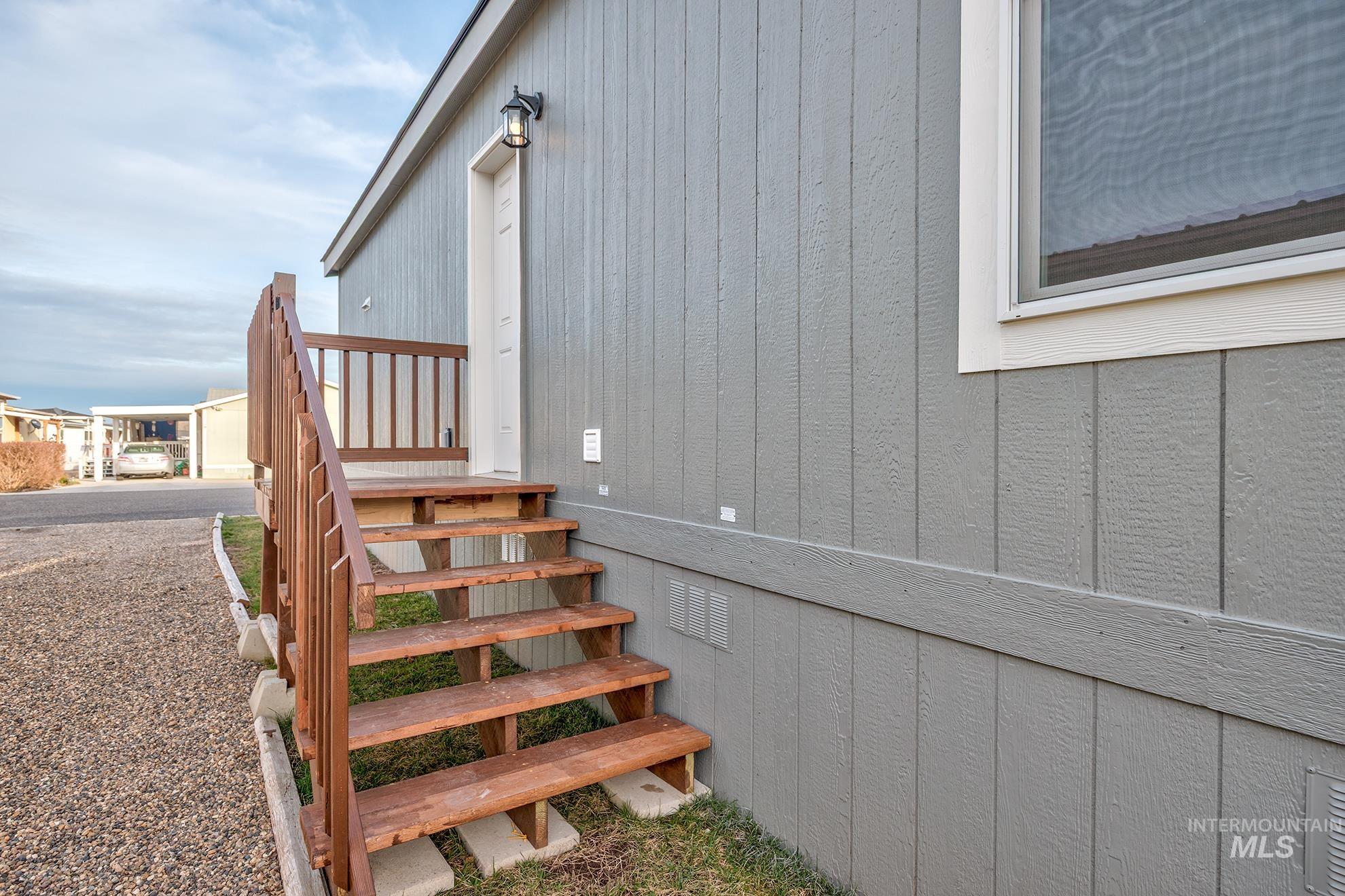 2750 Alden Rd #8 Property Photo 24